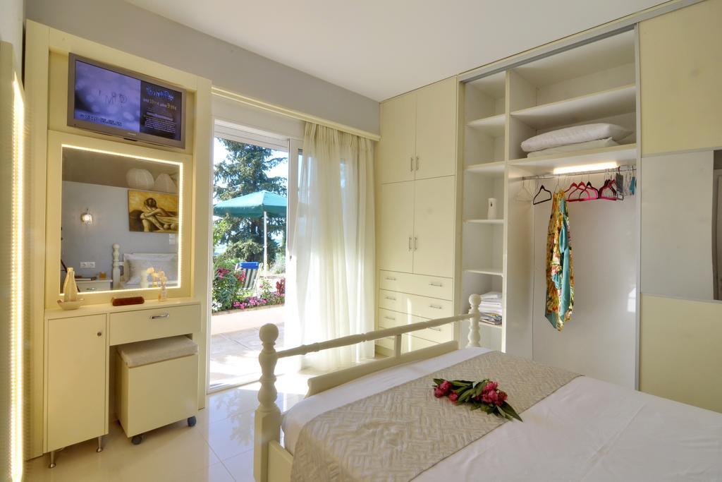 Olga'S Hill Villa Perama  Exterior photo